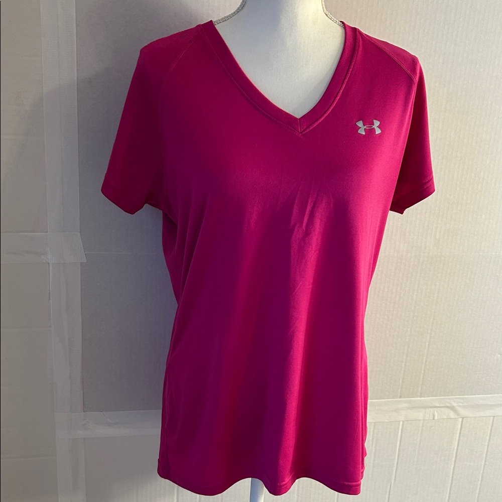 Under Armour Womens Semi Fitted Short Sleeve V-Neck HeatGear Pink Top. Sz L
